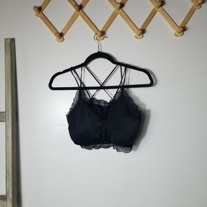 NWOT JADY K BLACK WITH LACE BRALETTE SIZE L/XL